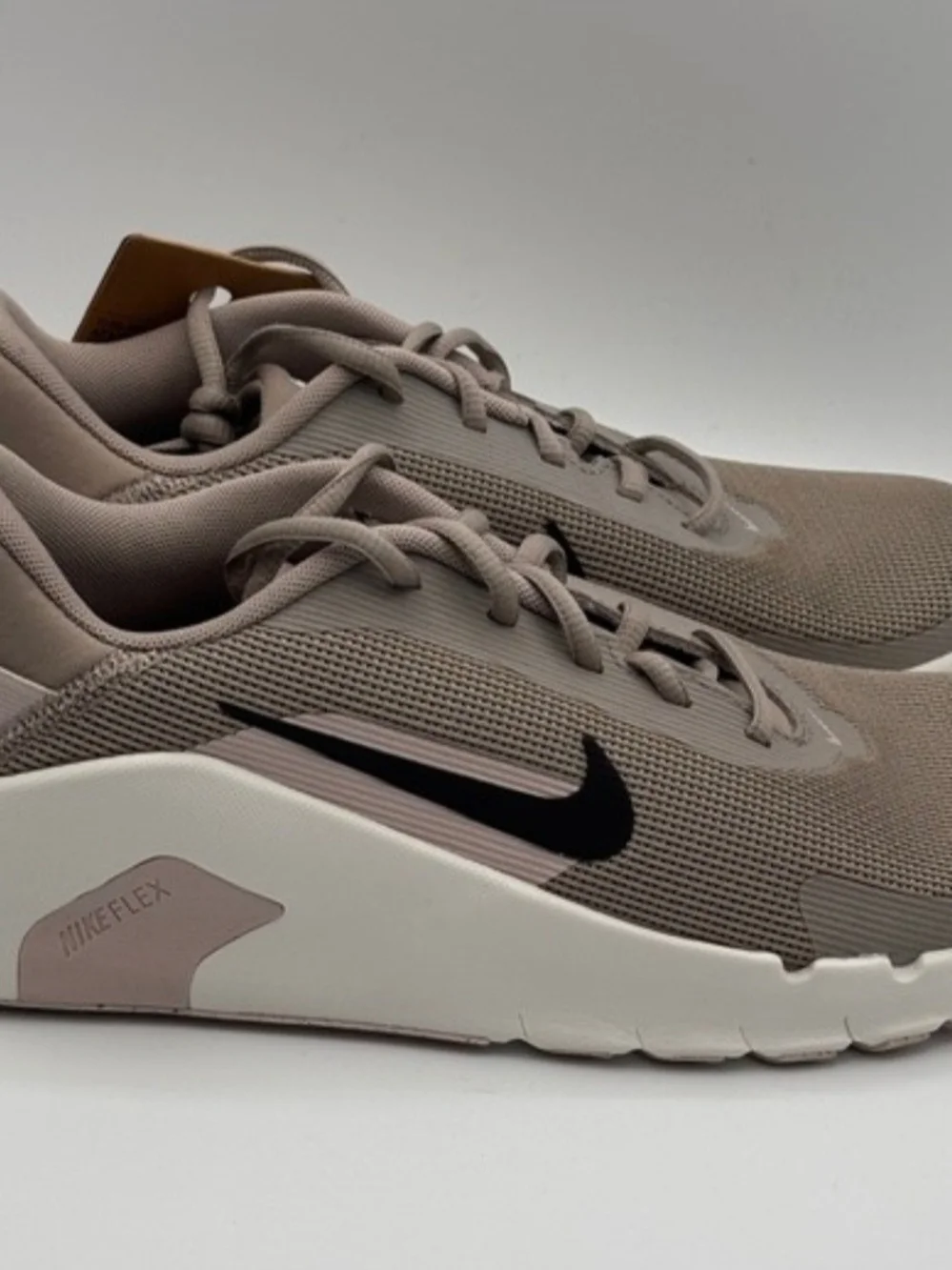 Nike Flex Train Taupe/Black and Light Pink Athletic Sneakers. Unisex 10W, 8.5M